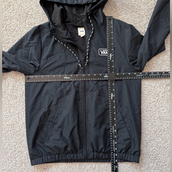 Vans Windbreaker Jacket Mens M Black Hooded Full Zip Lightweight Skate - Picture 9 of 9